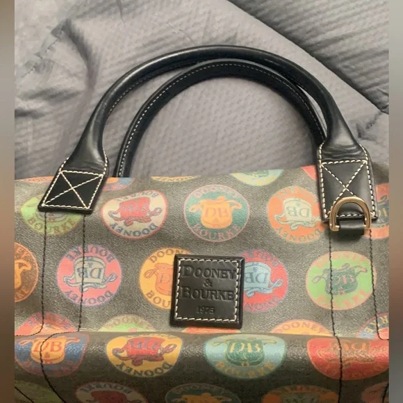 Dooney & Bourke Medallion Print Large Satchel. - Picture 7 of 9